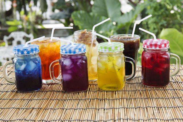 經常喝飲料對身體有哪些危害?常喝飲料對身體有什么影響? 經常喝飲料對身體有哪些危害?常喝飲料對身體有什么影響?